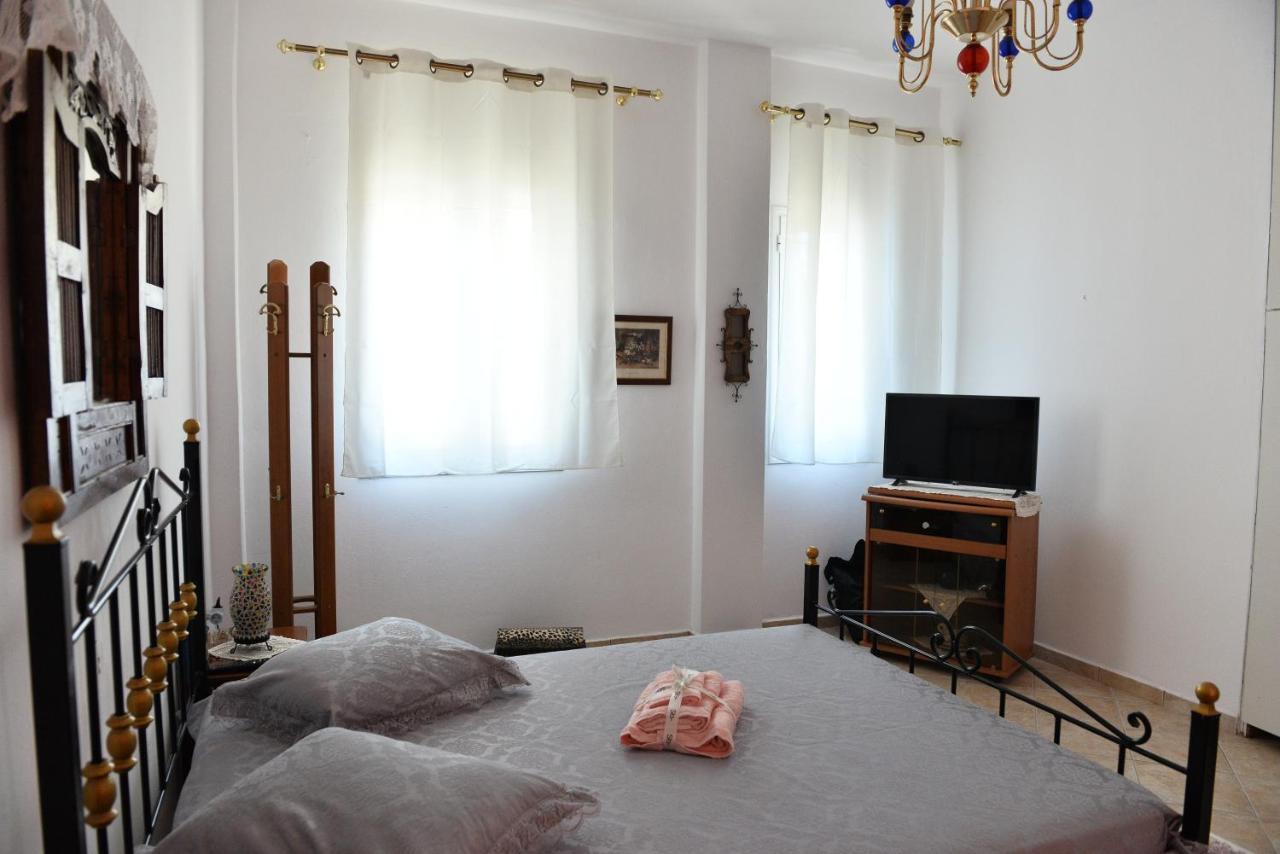 Κυκλαδίτικη βίλα στην Παραλία Αντώνηδες, Κύθνου Κύθνος Εξωτερικό φωτογραφία